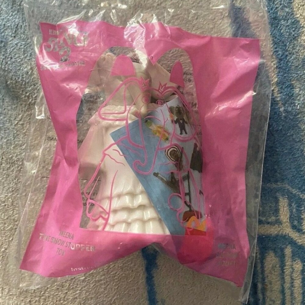 2/$30 MCDONALD'S 2022 Sing 2 Collectible Toy Meena the Show Stopper NIP